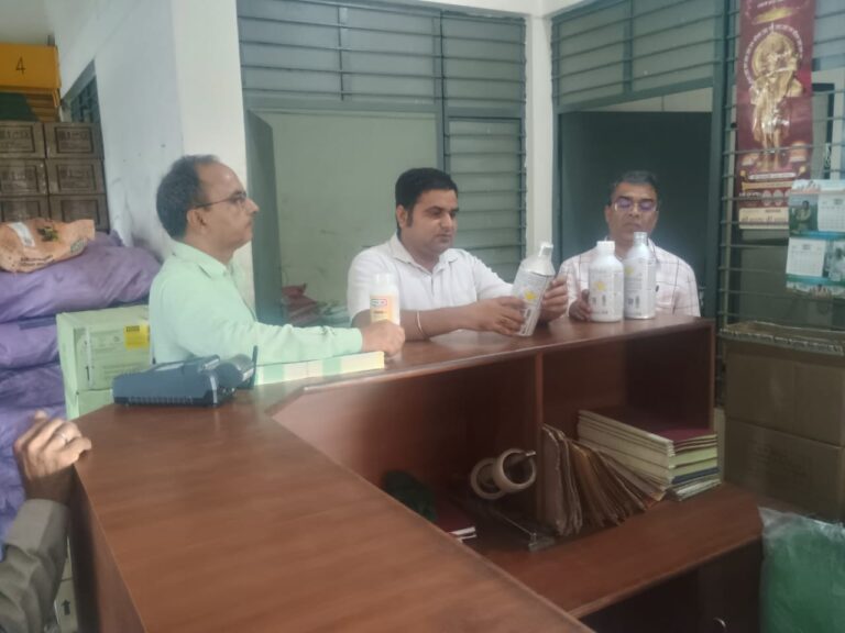 जिला कृषि अधिकारी बोले, भ्रामक नामों से खाद की बिक्री करने पर होगी कडी कार्रवाई