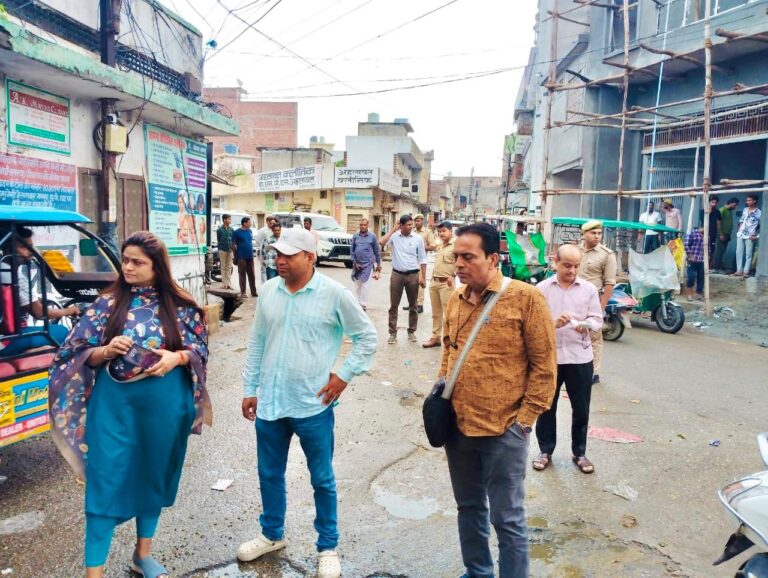 मोहर्रम व कांवड मार्ग की नब्ज पकडी तो बदहाल मिली सड़के