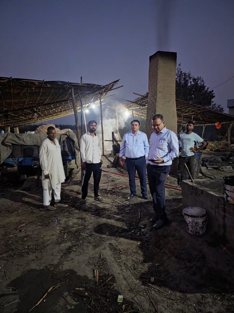 तीन कोल्हुओं  को कार्रवाई करते हुए किया सील, प्रतिबंधित ईंधन का किया जा रहा था प्रयोग