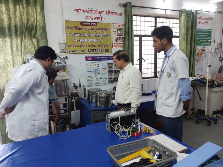 सीएमओ ने किया जिला अस्पताल की इमरजेंसी व सीएचसी मखियाली का औचक निरीक्षण