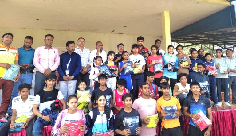 जिला स्तरीय जूनियर बालक एवं बालिका प्रतियोगिता का हुआ शुभारंभ।