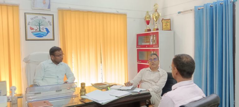 काली नदी के जल का नमूने ग्रहित कर विश्लेषण के बाद तैयार की जाएगी परियोजना