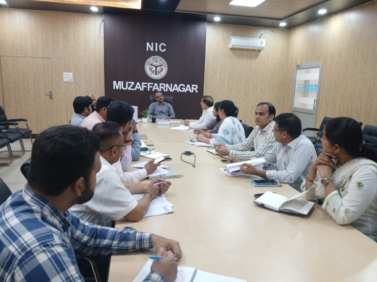 संचारी रोग नियंत्रण में किसी भी प्रकार की लापरवाही अस्वीकार्य: डीएम