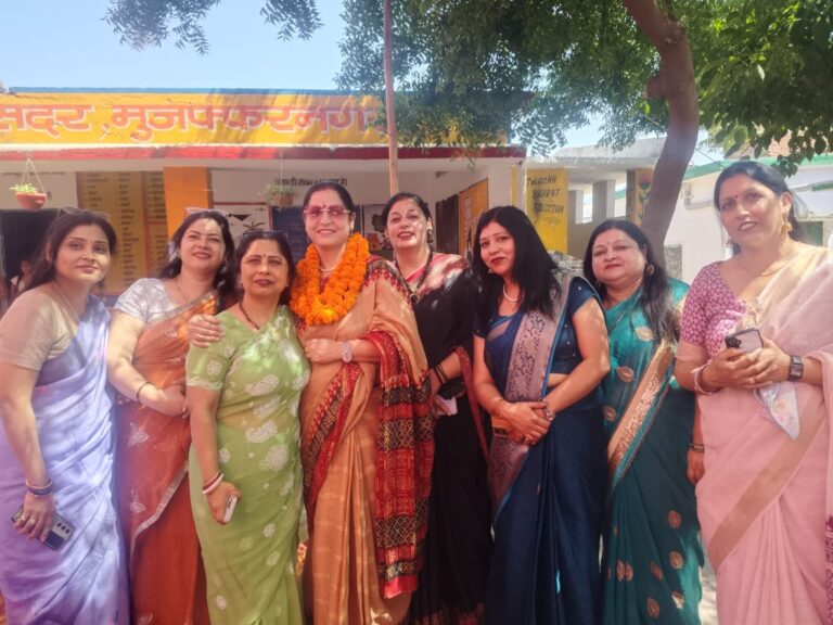 वंदना बालियान बनी महिला प्रकोष्ठ का जिला अध्यक्ष, संगठन के पदाधिकारी और कार्यकर्ताओं ने दी बधाई