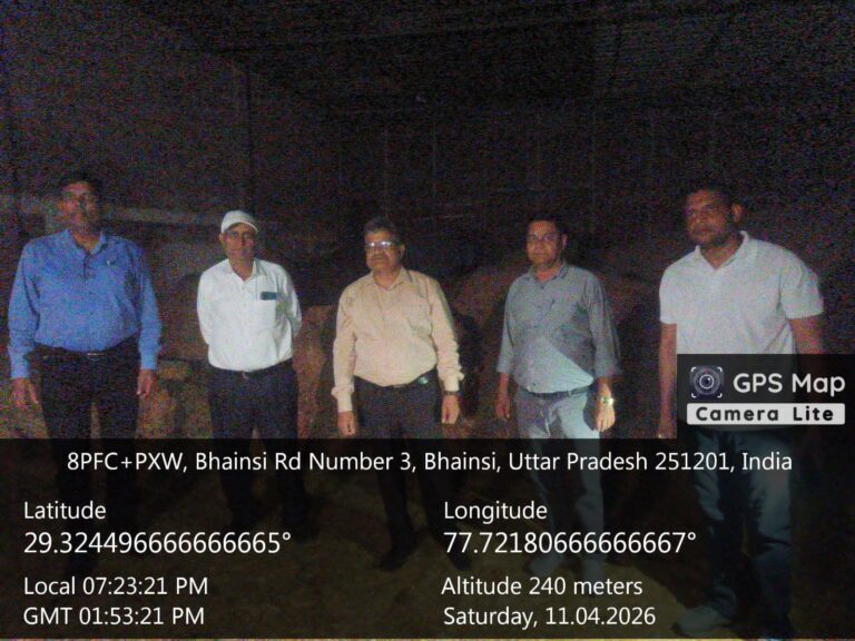 पशु पालन विभाग के निदेशक ने किया गौ आश्रय स्थलों का निरीक्षण और परखी व्यवस्था