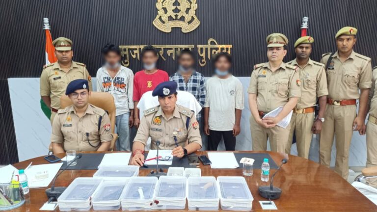 अवैध शस्त्रों की खरीद-फरोख्त करने वाले 04 आरोपित गिरफ्तार