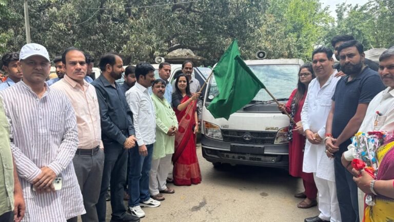 5.30 करोड़ की लागत से खरीदे 125 इलेक्ट्रिक-सीएनजी वाहन से डोर टू डोर उठाया जाएगा कूडा