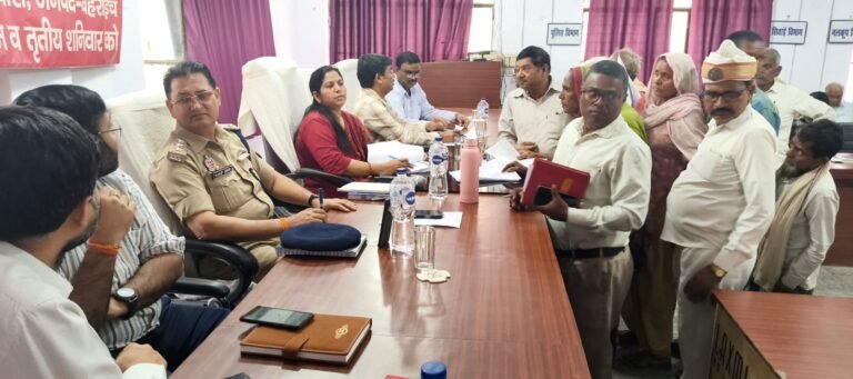 एसडीएम  मोनालिसा जौहरी की अध्यक्षता में आयोजित हुआ संपूर्ण समाधान दिवस
