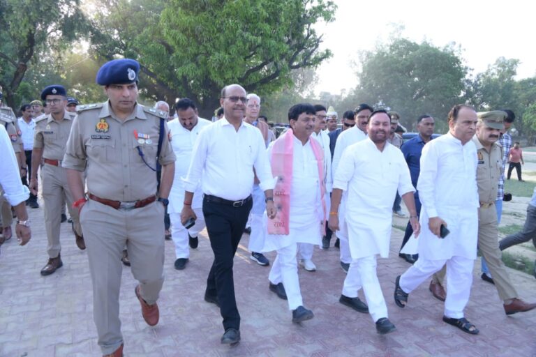 सीएम के कार्यक्रम को लेकर अलर्ट पालिका प्रशासन, निर्धारत मार्ग से हटाया जाएगा अतिक्रमण, सड़कों कराई जाएगी मरम्मत, रहेगी विशेष सफाई