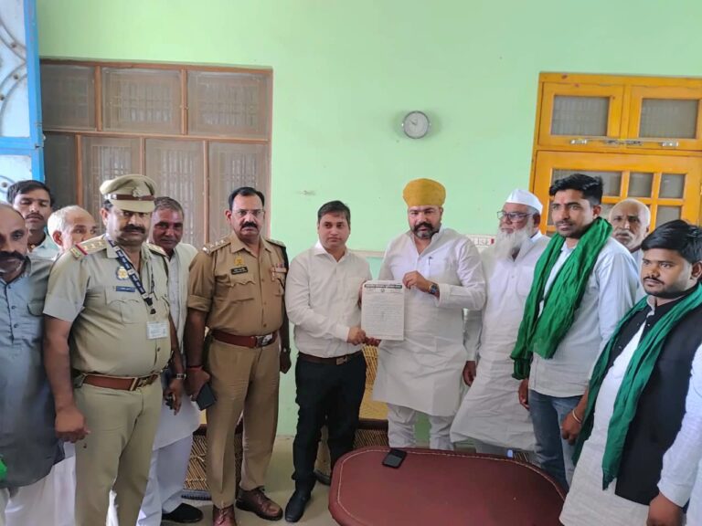 राष्ट्रीय अध्यक्ष ठाकुर दीपक सोम को किया हाउस अरेस्ट, एसडीएम खतौली को सौंपा ज्ञापन