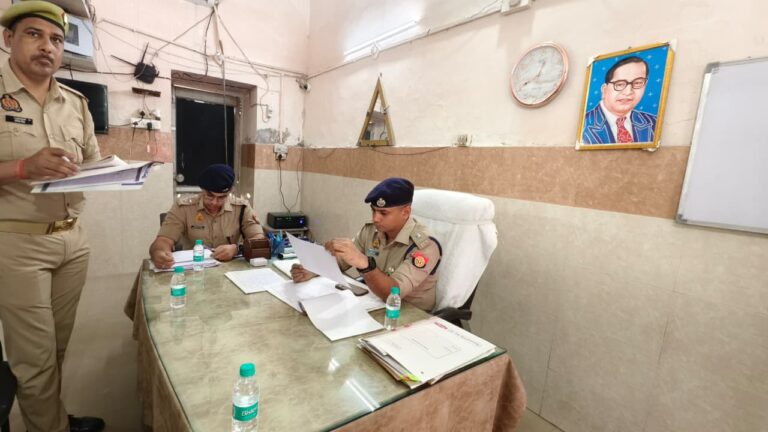 एसपी सिटी ने किया नगर कोतवाली का वार्षिक निरीक्षण