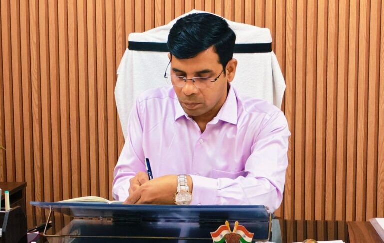 हीट वेव को लेकर अलर्ट, दोपहर में घर से निकलने से बचें