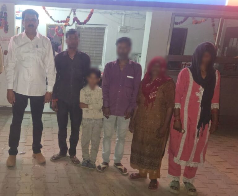 थाना रतनपुरी पुलिस द्वारा 07 वर्षीय गुमशुदा बच्चे को मेरठ से सकुशल किया बरामद