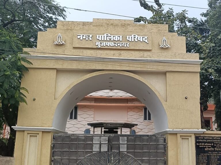 नए ईओ ने मुजफ्फरनगर नगर पालिका में सौंपी योगदान आख्या, अभी नहीं मिला चार्ज