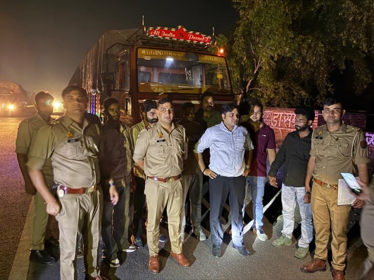 कृषि विभाग और पुलिस की बडी कार्रवाई, जनपद में पकडी यूरिया की बडे स्तर पर कालाबाजारी