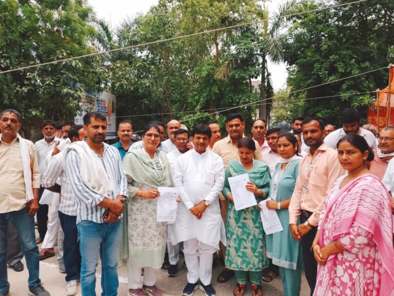 योजनाओं की जानकारी देकर नारी शक्ति को किया जागरूक