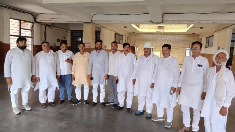 प्रशासक बने ग्राम प्रधानों को पुराने और रूटीन कार्य कराने के लिए नहीं लेनी होगी अनुमित
