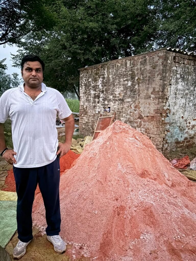 भगवानपुर के जंगल मे बनता हुआ पकड़ा गया नकली पोटाश, ब्रांडेड कम्पनियों के बैग में हो रही थी पैकिंग
