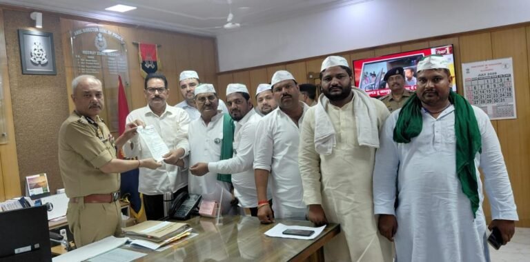 भाकियू तोमर के राष्ट्रीय अध्यक्ष चौधरी संजीव तोमर के आह्नन पर एडीजी को सौंपा ज्ञापन