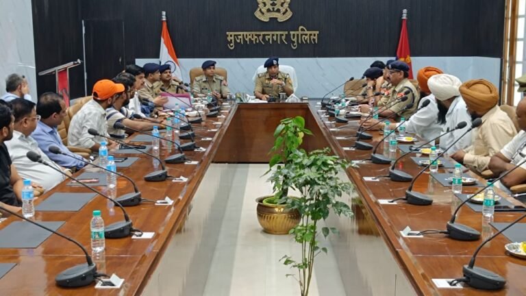 कांवड यात्रा को लेकर एसएसपी ने ट्रांसपोर्टर व व्यापारियों के साथ बैठक, दिए दिशा निर्देश