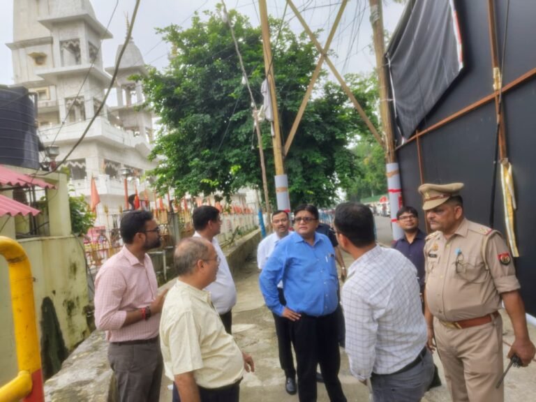 प्रबन्ध निदेशक ने श्री औघडनाथ मंदिर परिसर व कांवड मार्ग का किया निरीक्षण