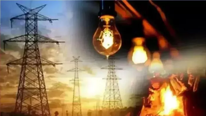 कैम्पों के माध्यम से प्राप्त 15227 शिकायतों में से 14949 शिकायतों का समाधान