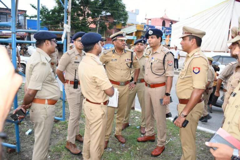 डीआईजी ने किया कांवड मार्ग का निरीक्षण, डयूटी और व्यवस्था को परखा