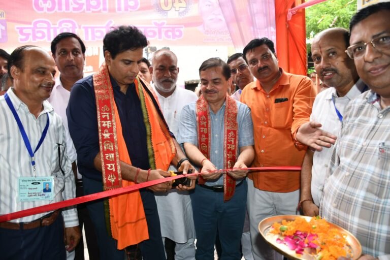 एसएसपी ने भगवान शिव मंदिर में पूजा-अर्चना कर कांवड़ सेवा शिविर का किया शुभारंभ