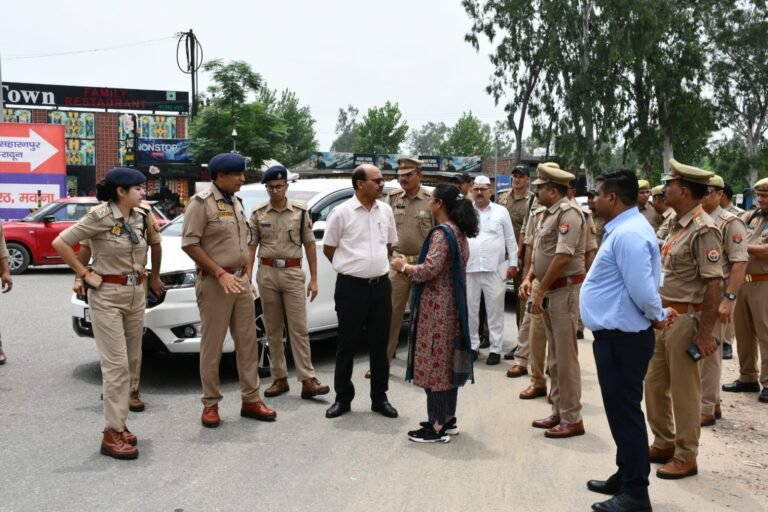 डीएम व एसएसपी ने कांवड़ यात्रा मार्ग पर सुरक्षा व्यवस्थाओं का किया स्थलीय निरीक्षण