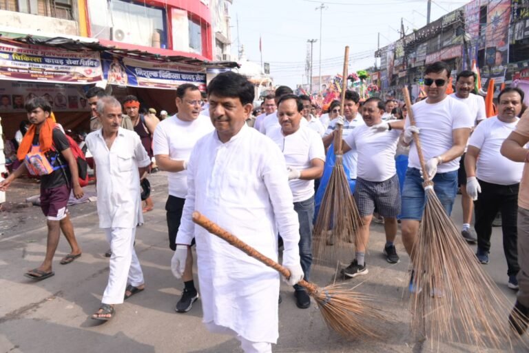 कांवड़ सेवा के साथ स्वच्छता भी महापुण्य का कार्य : मंत्री कपिल देव
