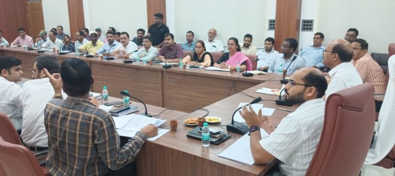 तीन सितंबर को गौ सेवा आयोग के उपाध्यक्ष व सदस्य आ रहे जनपद भ्रमण को