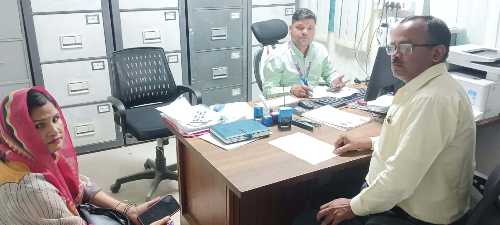 200 से अधिक स्वयं सहायता समूहों के खुले खाते