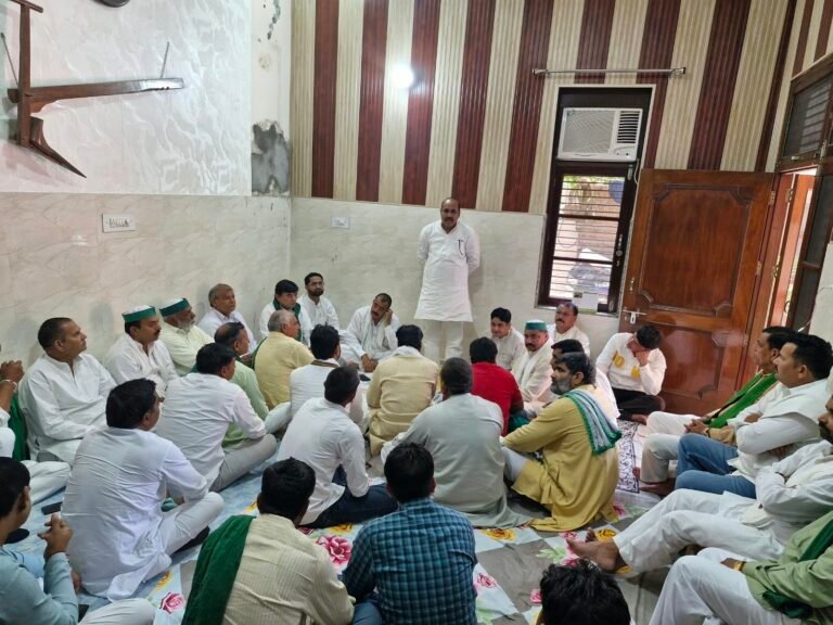 मुख्य चुनाव आयुक्त के इस्तीफे की मांग को लेकर आंदोलन करने वाले किसान संगठन बताये इससे किसानों का क्या लाभ होगा: धर्मेन्द्र मलिक