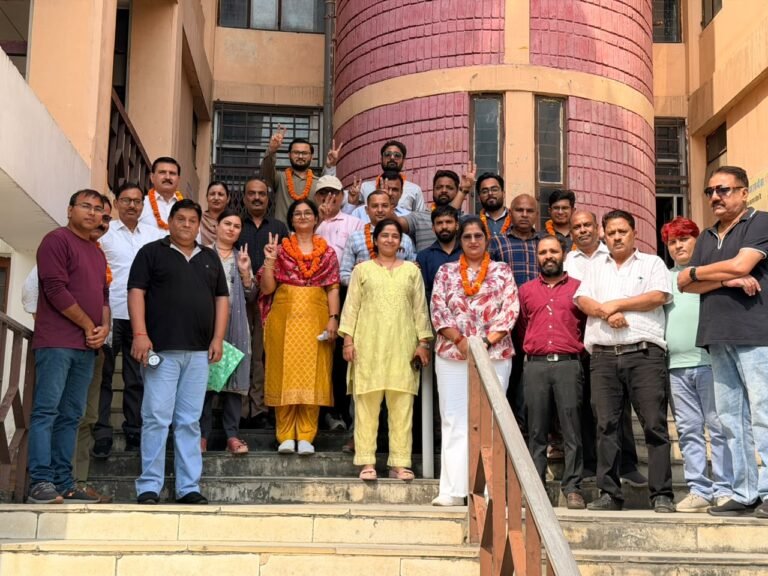 ग्राम्य विकास मिनिस्ट्रयल एसोसिएशन की नई कार्यकारिणी का हुआ गठन, अर्चना शर्मा अध्यक्ष व योगेन्द्र सिंह बने महामंत्री